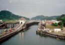 Trânsito no Canal do Panamá pode cair a 27 navios/dia e agravar crise no transporte marítimo