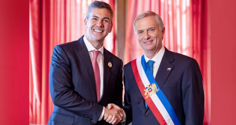 Presidente Kast recebe o presidente do Paraguai e eles concordam em fortalecer o Corredor Bioceânico