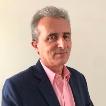 Jorge de Mendonça: os corredores competem pela supremacia da não-existência