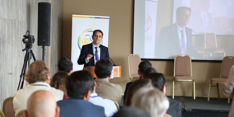 Seminário destaca o papel da energia no fortalecimento do desenvolvimento logístico da grande região norte do Chile