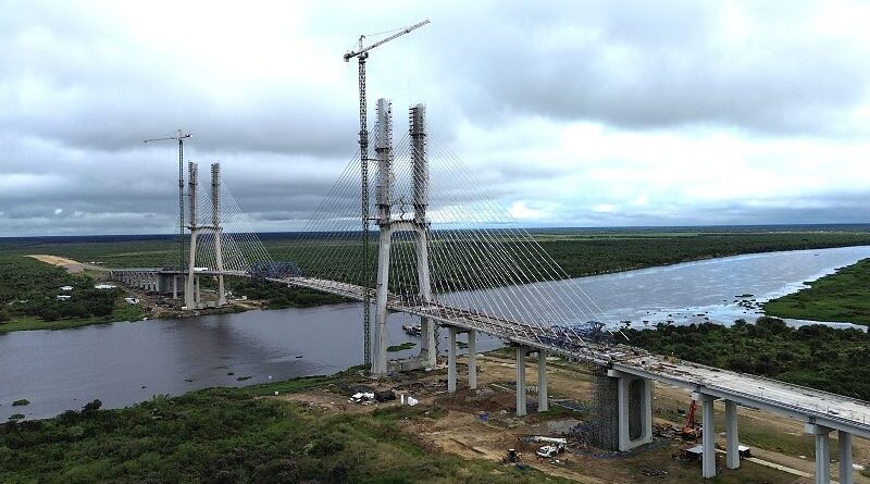 Ponte da Rota Bioceânica está a 5,6 metros da ligação final