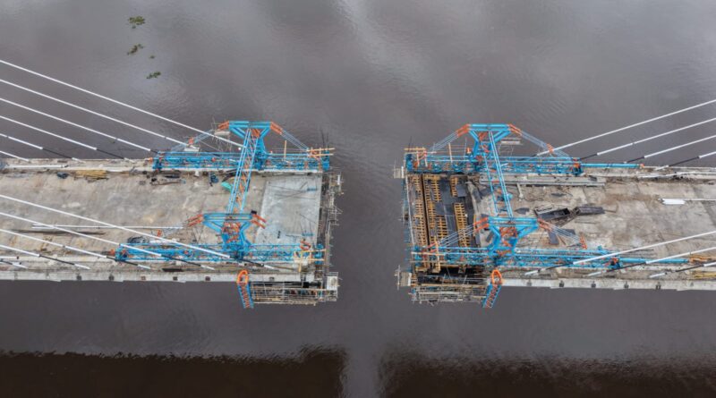 Contagem regressiva: ponte bioceânica está a apenas treze metros de conectar o Paraguai e o Brasil