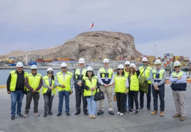 Empresários de Oruro têm uma visão em primeira mão da cadeia logística da Arica