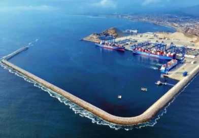 Enquanto o Panamá afunda em leilão, nasce a rota da China que o dispensa