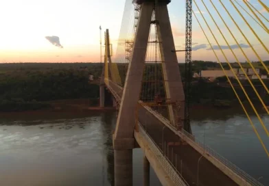 Inaugurada há nove meses, ponte que liga Brasil ao Paraguai libera passagem de carros para moradores de apenas quatro cidades